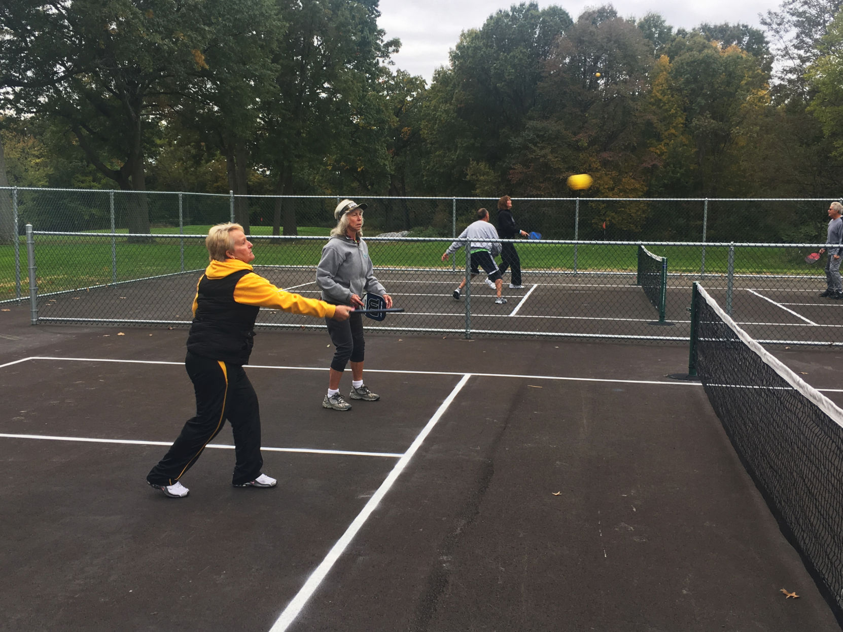 pickleball courts open